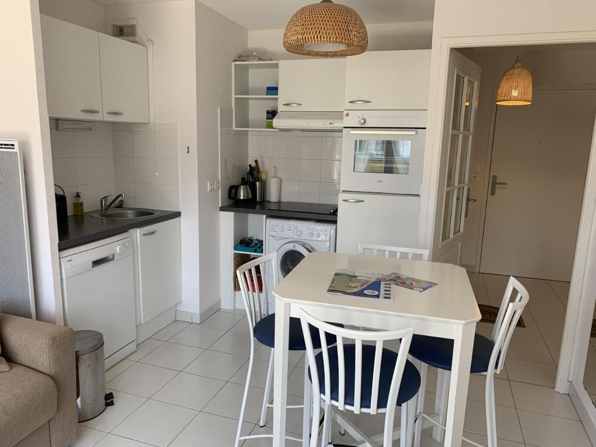 Appartement Proche Plage Avec Parking Et Balcon - Fr-1-482-102 Fort-Mahon-Plage Eksteriør bilde